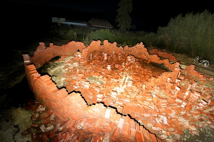 志賀理江子作品　「内側から壊れていく」　2019年