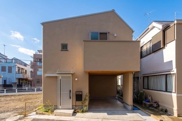 断熱性に優れた14坪の家。実家を建て替え、限られた敷地を最大限に活かす可変型の間取り