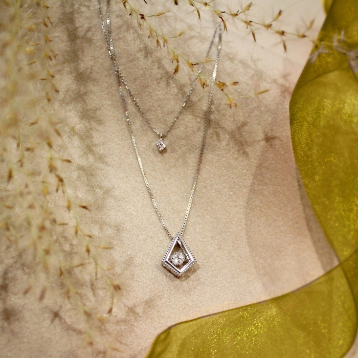 10月16日(水)発売のクリスマスコレクション【Love Prayer】