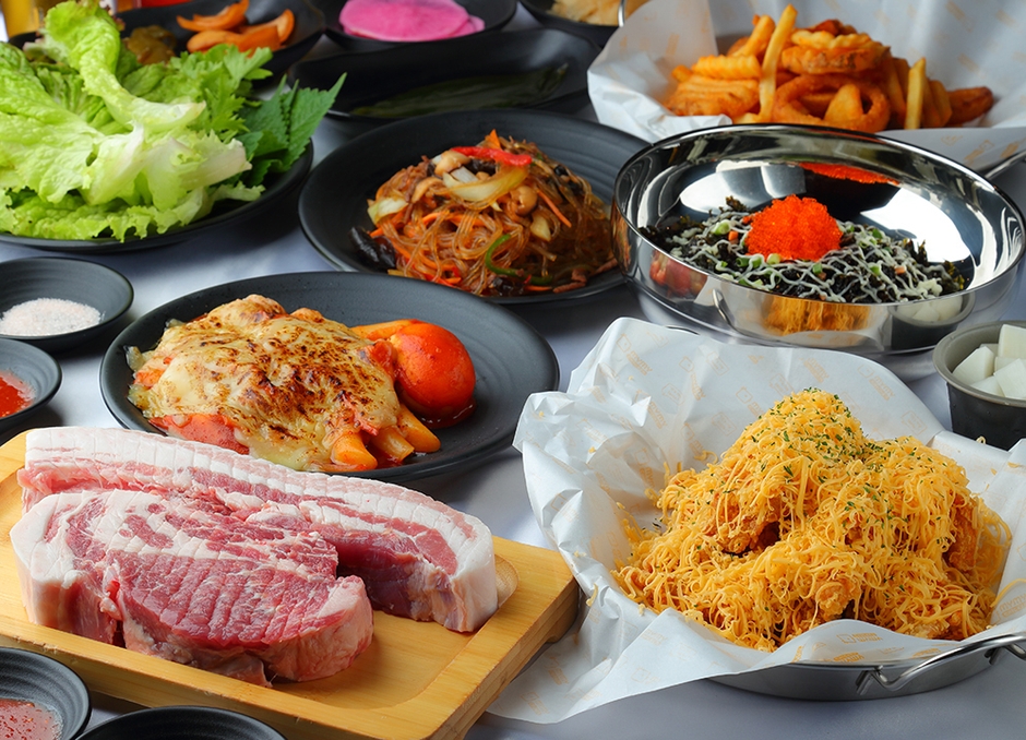 熟成肉とチキンのコラボ!