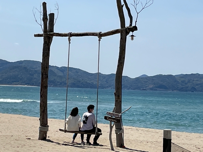 足を延ばせばビーチぶらんこゆらりのある夕日ヶ浦や琴引浜が近くに