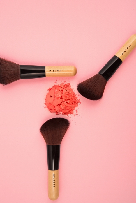 ミニツールチーク&コントゥアーブラシ 2