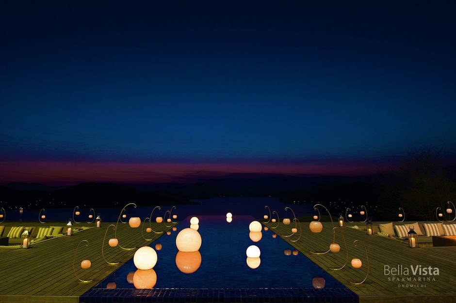 「円」で『縁』を象徴したウィンターイルミネーション