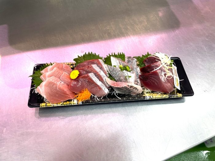 BEERGARDEN おまかせ生魚使用盛り合わせ(前橋赤城鮮魚センター)