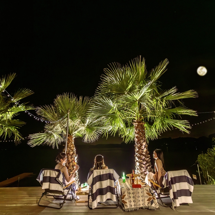 ウッドデッキでの夕涼み例