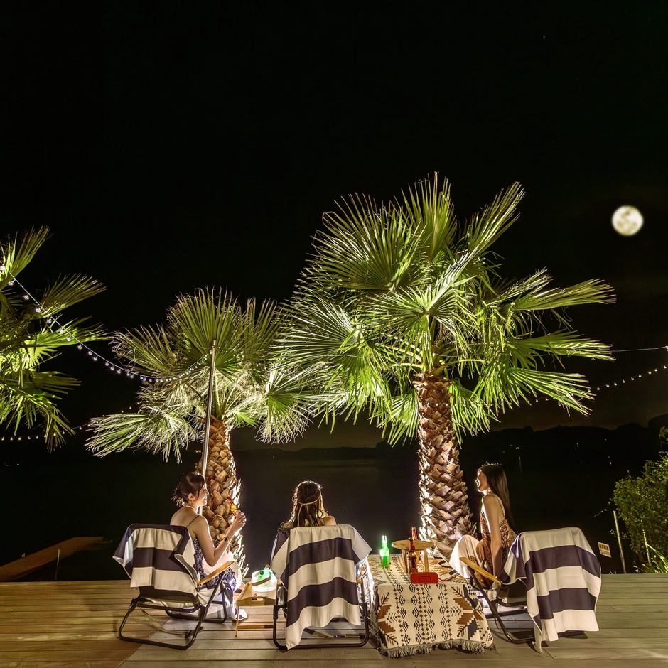 ウッドデッキでの夕涼み例