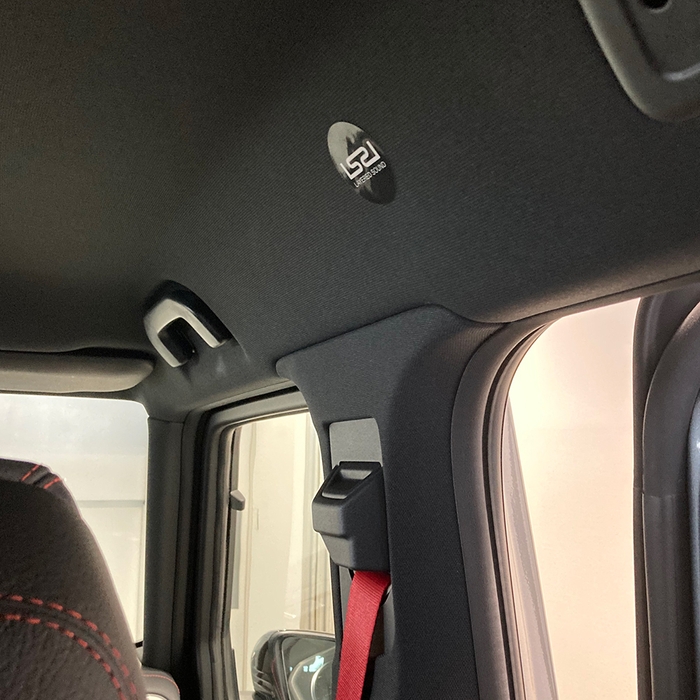 右リア天井(ロゴシールは撮影用マーカー)