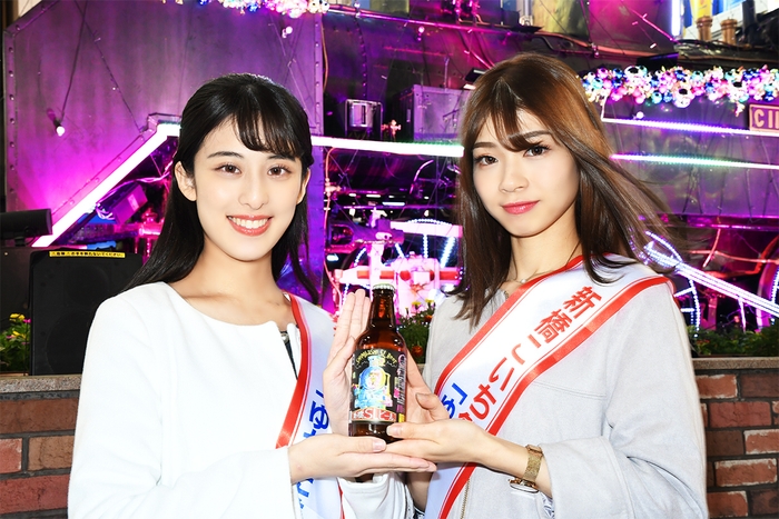 写真:左から 第24回新橋こいち祭「ゆかた美人コンテスト」 グランプリ 吉田 有沙さん、準グランプリ 坂梨 理紗さん