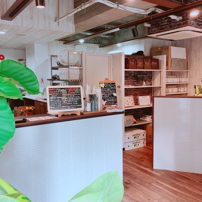 北新地店内観(1)