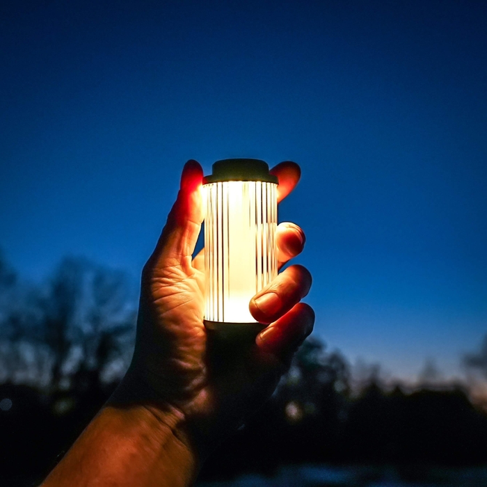 200ルーメンの眩しくないLEDランタン「38灯(ミヤビ)」
