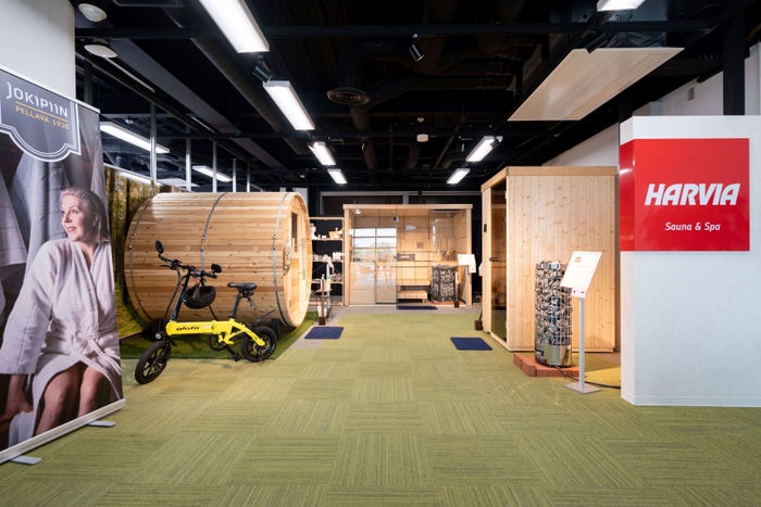 ショールーム全景