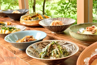 約20種類の「旬皿」が愉しめる朝食（イメージ）