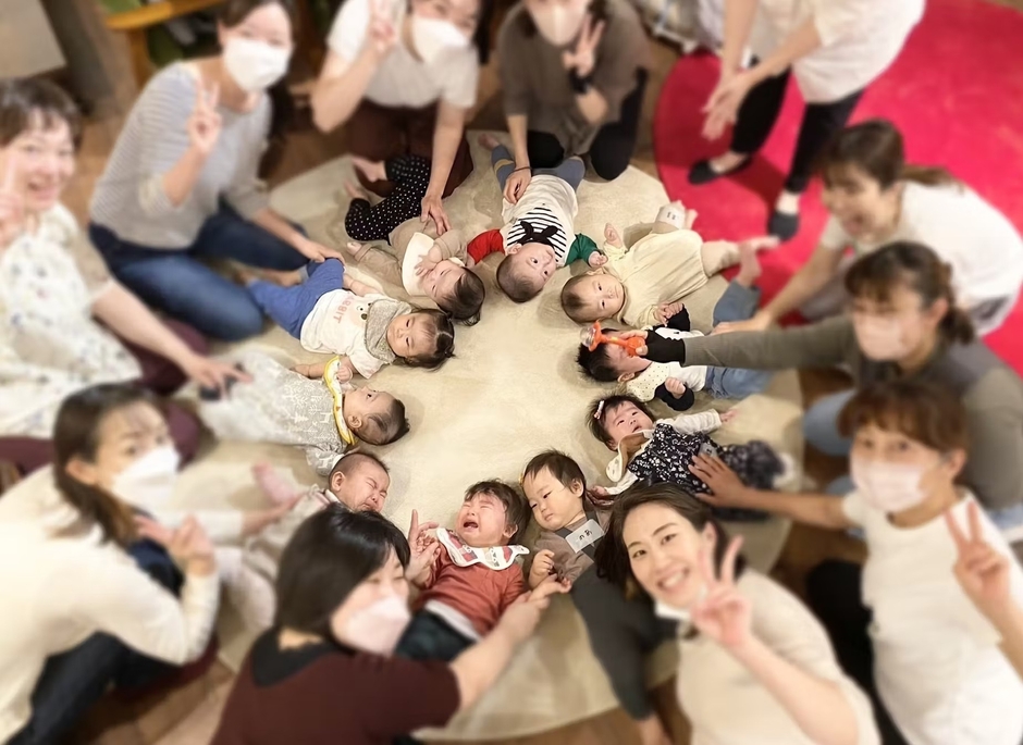 公認子育てサークル「アヤスマムス」