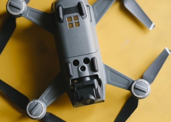 ドローンのイメージ(実際使用するものとは異なります)