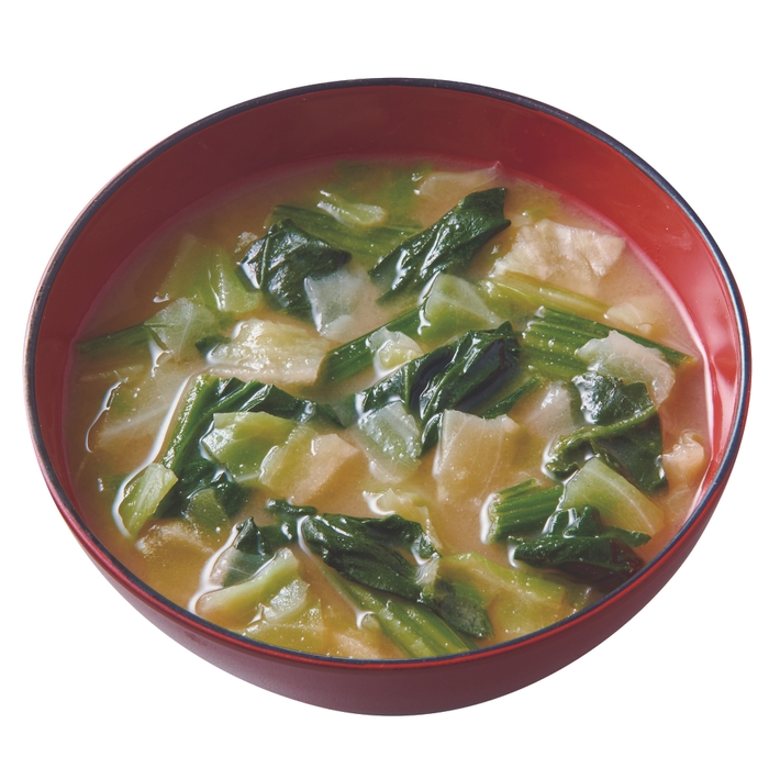 ほうれん草とキャベツのみそ汁