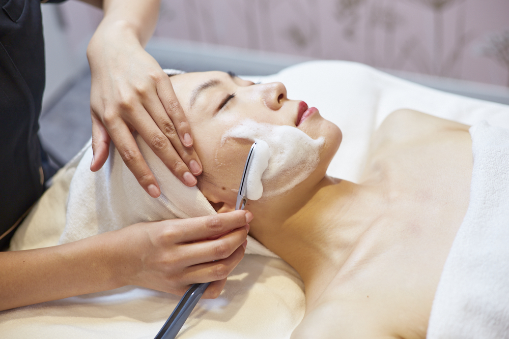 矢場町駅から徒歩5分!18年の実績を持つシェービングの名店『CURES(キュアーズ)トータルビューティーサロン』の情報をFindビューティーで公開