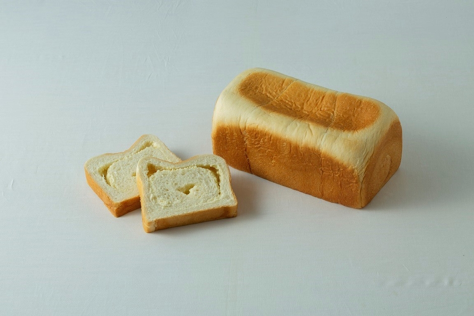 クリームチーズたっぷり極みふんわり生食パン