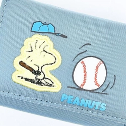 スヌーピーにオラフにジョー・クールも。コンパクトでキュートな三つ折り財布