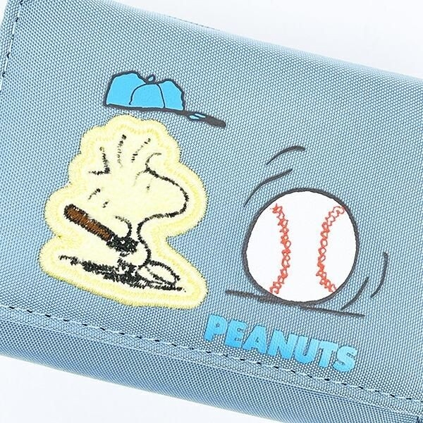 スヌーピーの三つ折り財布
