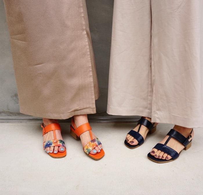 Z356 ダブルベルトサンダル(オレンジ×フラワー、ネイビー×ネイビーパイソン)