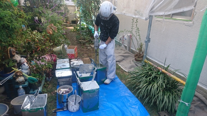 作業2.現場で塗料を作る