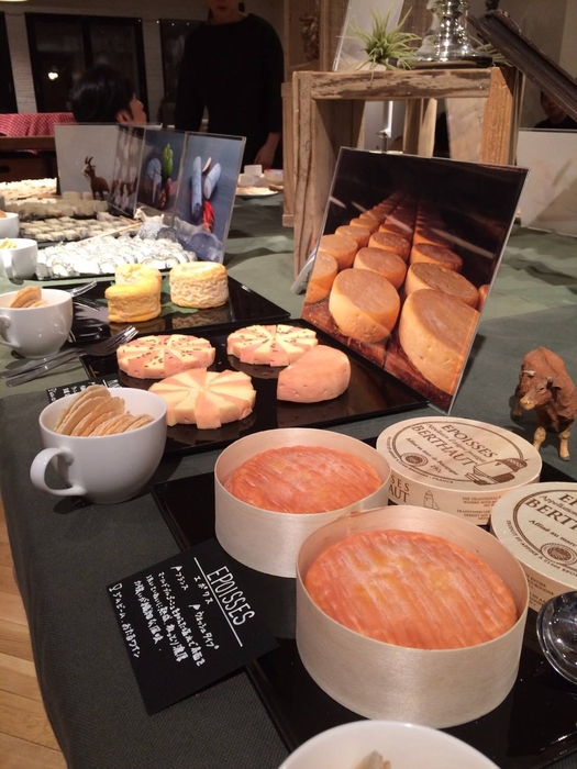 パン&フロマージュ『モンドール』店内の様子