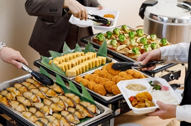 神奈川県で企業の福利厚生と社員定着へ貢献する 「ランチケータリング暖」をサービス提供開始！ ～ビュッフェ型の食堂の無料試食も実施～