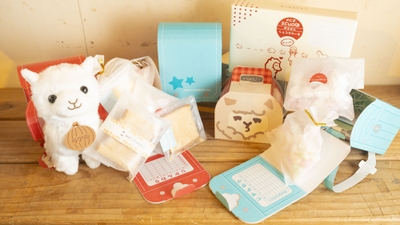 ▲「ランドセルお菓子セット&ぬいぐるみセット」、「ランドセルお菓子セット&マルシェお菓子セット」