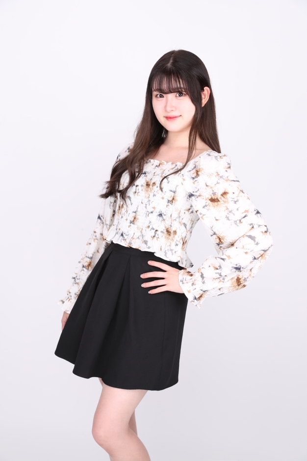 雛巳風莉(ひなみ かざり)