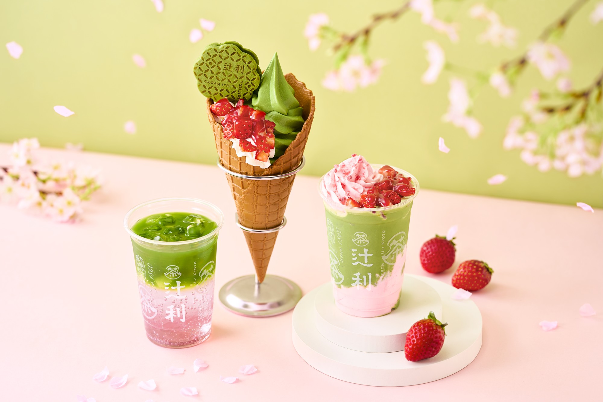 京都 宇治の老舗 辻利（TSUJIRI）より「辻利ソフト 春のパルフェ」「京ラテⓇ スムージー 春いちご」「抹茶さくらソーダ」期間限定販売
2026年2月16日～4月30日（木）期間限定販売