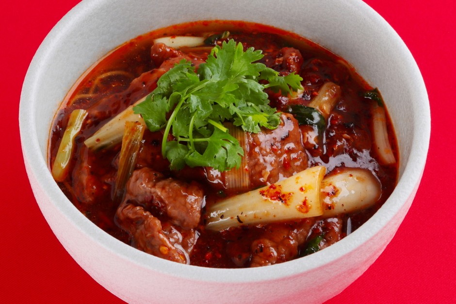 牛肉の激辛煮込み湯麺