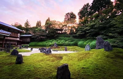 光明院 波心庭