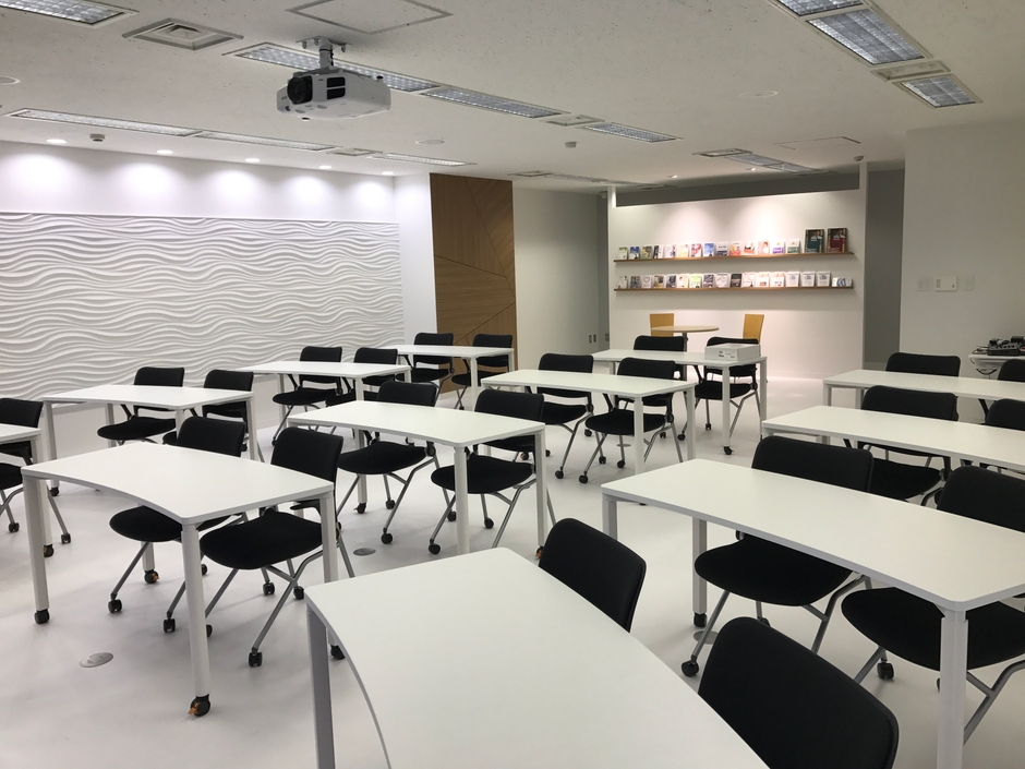 セミナールーム3