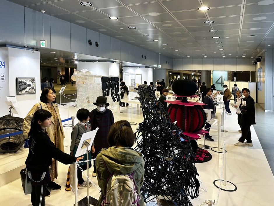 第11回リサイクルアート展 会場の様子1