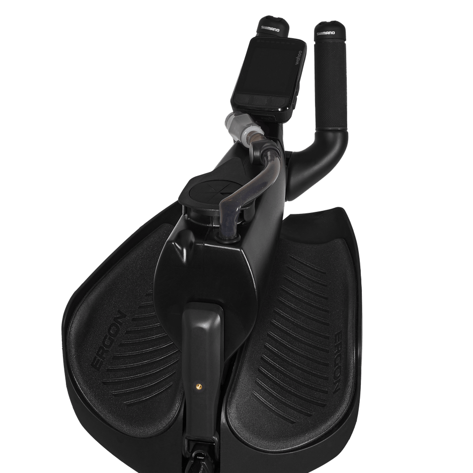 Fuel 650。ドリンク、ジェル専用650mlハイドレーション。ストロー付き。