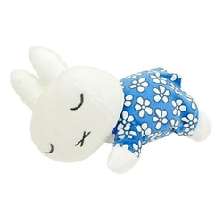 落ち着いた色合いが魅力の「ミッフィー」青系グッズを厳選紹介。大人の女性にもおすすめの癒しアイテム