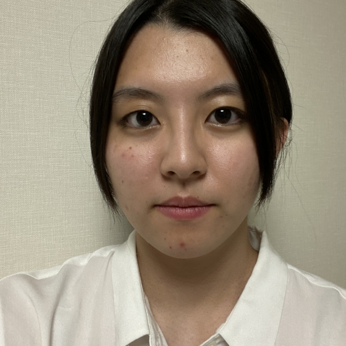 〈都立中担当〉 三井 凜 先生(都立富士中出身) 小6のみなさんは、 入試が迫ってきまし たね!次年度受験の みなさんは、ここか らが本格的な準備期 間です。合格につな がるようお手伝いい たします。