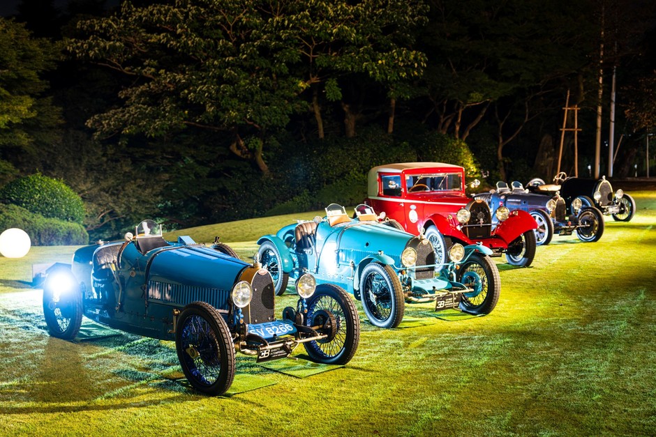 歴史的なクラシックBUGATTI