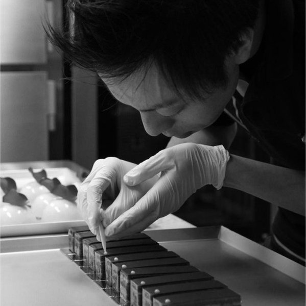 シェフ「SEIICHIRO,NISHIZONO」プロフィール