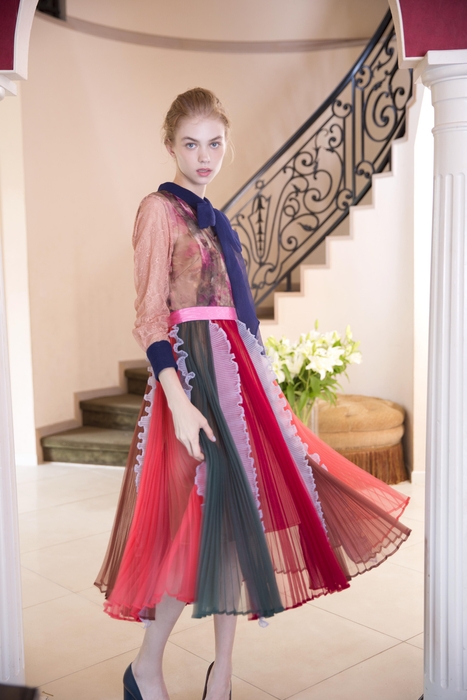 マルチミックスリボンワンピース 68,200円(税込)