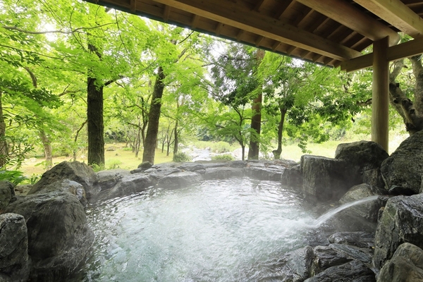 古湯温泉の特徴「ぬる湯」を愉しむ＜露天風呂＞