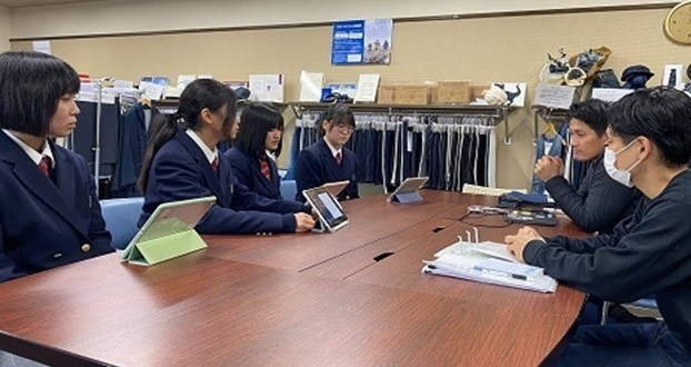 令和6年（2024年）企業との打ち合わせの様子
