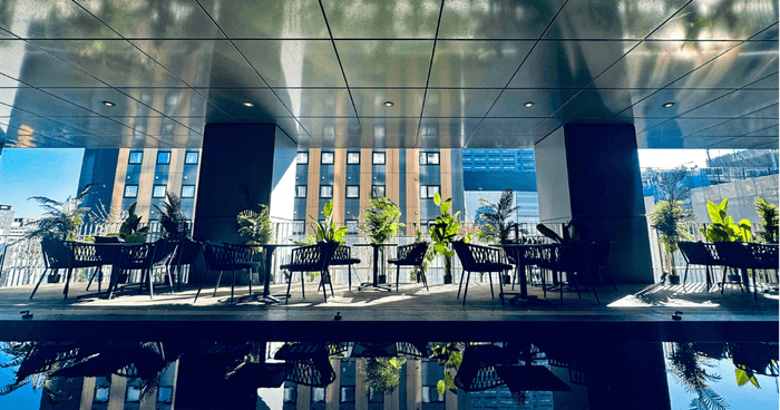 X PLACE water terrace