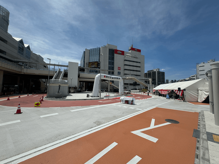 治助坂付近から見た新しい取手駅西口交通広場の写真