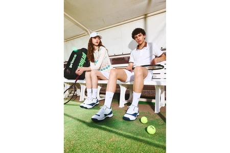 80～90年代デザインディテールを取り入れた テニスシューズ「WIDELITE ADVANCE」を11月発売