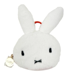 ミッフィーのコインケース！今までの歴史がたっぷり詰まった70周年記念にふさわしいデザインです。