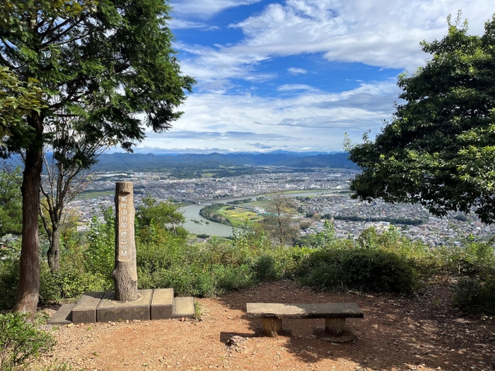 鳩吹山