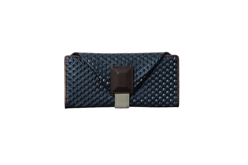 店舗限定カラー「CARATI（カラーティ）」長財布