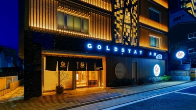 ホテル外観 夜