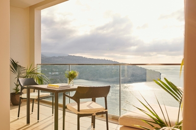 ジュメイラ・マヨルカ 客室 Premium Mediterranean Sea View テラス